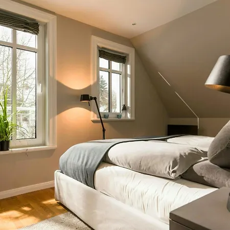 Luxury With Lagoon View In Loddin *
